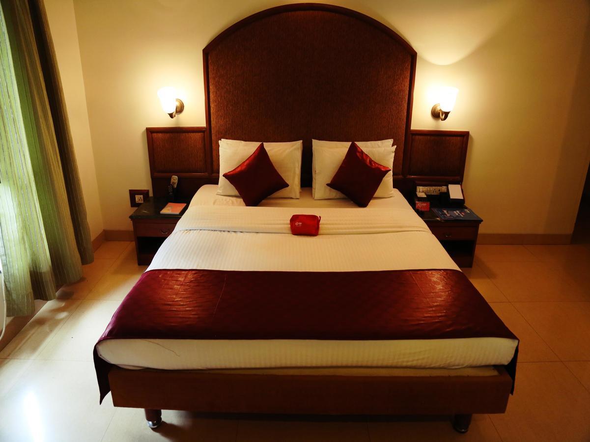 Hotel Srimaan Пуна Экстерьер фото